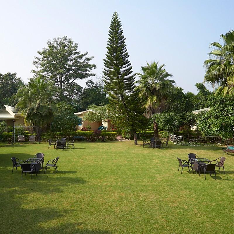 Weekend Package - Acorn Hideaway Resort & Spa